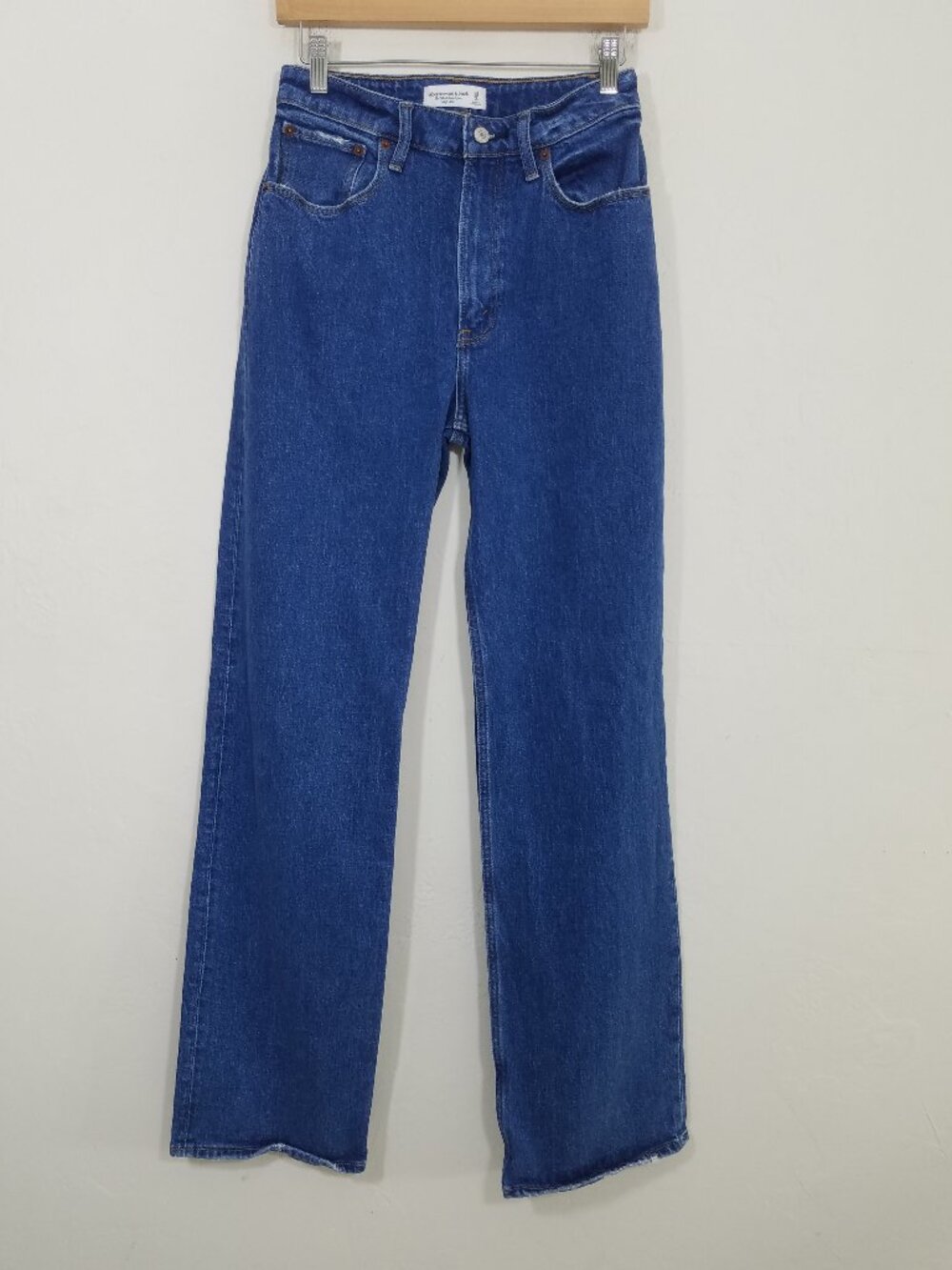 Abercrombie & Fitch LONG The 90's Relaxed Jean Curve Love High Rise Blue Size 2L
